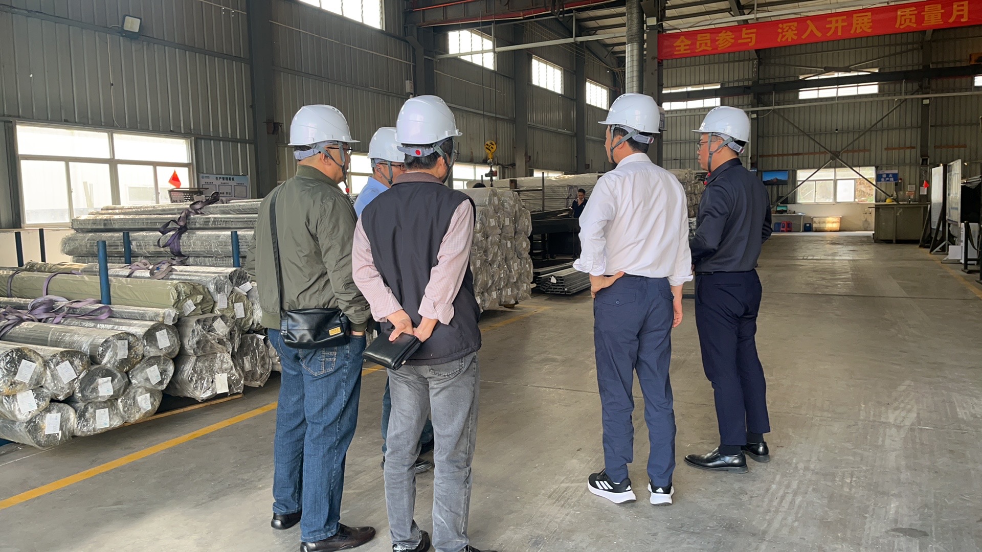 အဘယ်ကြောင့်ဆိုသော် Precision Steel Tubes များသည် ယုံကြည်စိတ်ချရသော Electric Tailgate Actuators များ၏ Core များဖြစ်သည်။