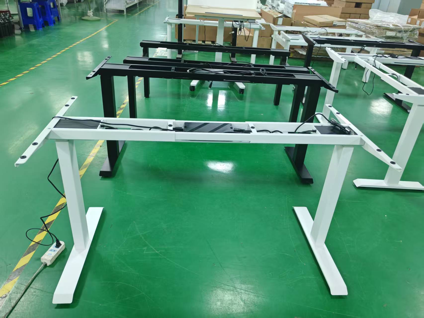 ဘာကြောင့် တိကျမှု အရေးကြီးသလဲ- Ergonomic အောင်မြင်မှုအတွက် အကောင်းဆုံး လျှပ်စစ်အမြင့် ချိန်ညှိနိုင်သော စားပွဲဘောင်ကို ရွေးချယ်ခြင်း။